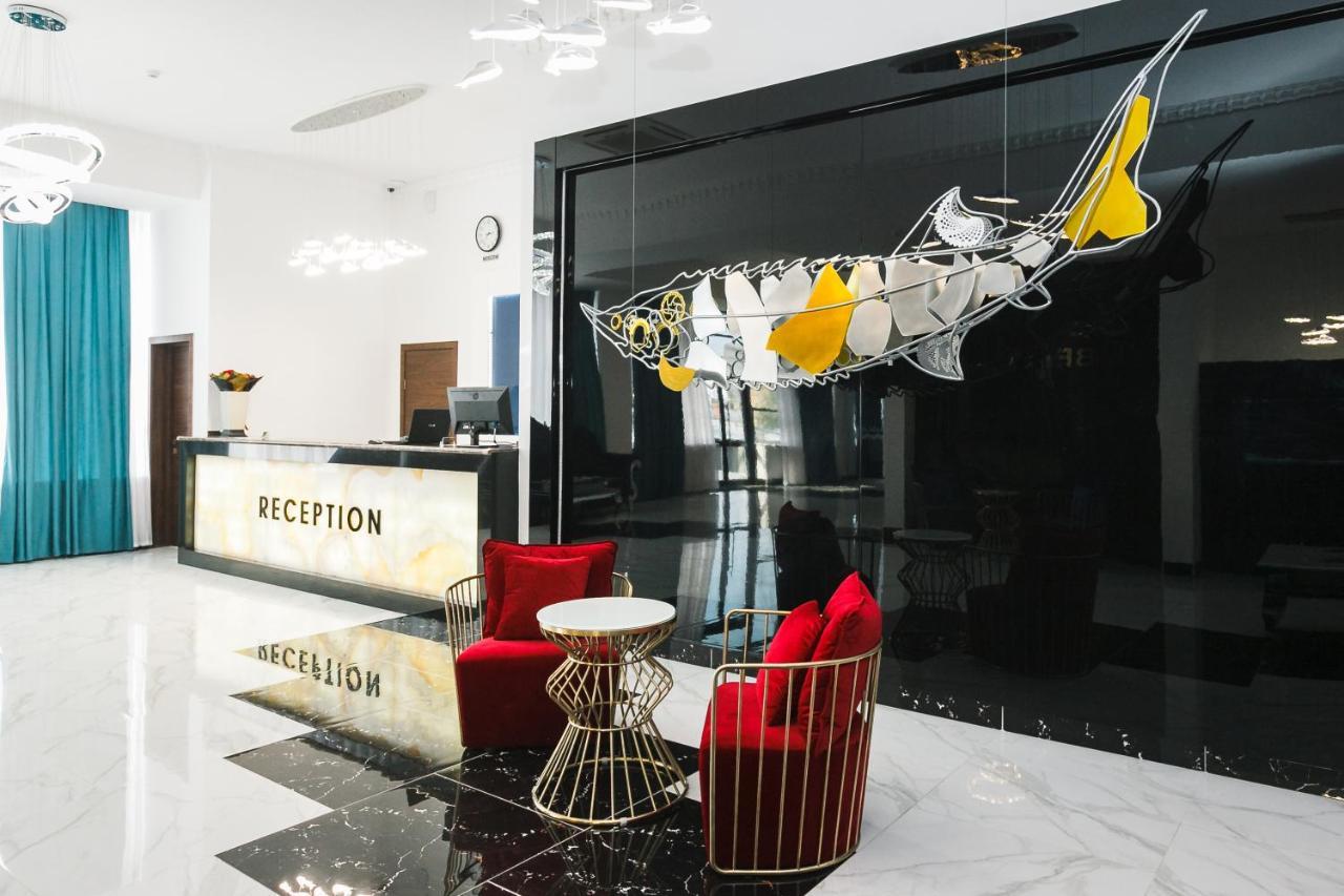 Beluga Hotel Atirau Kültér fotó